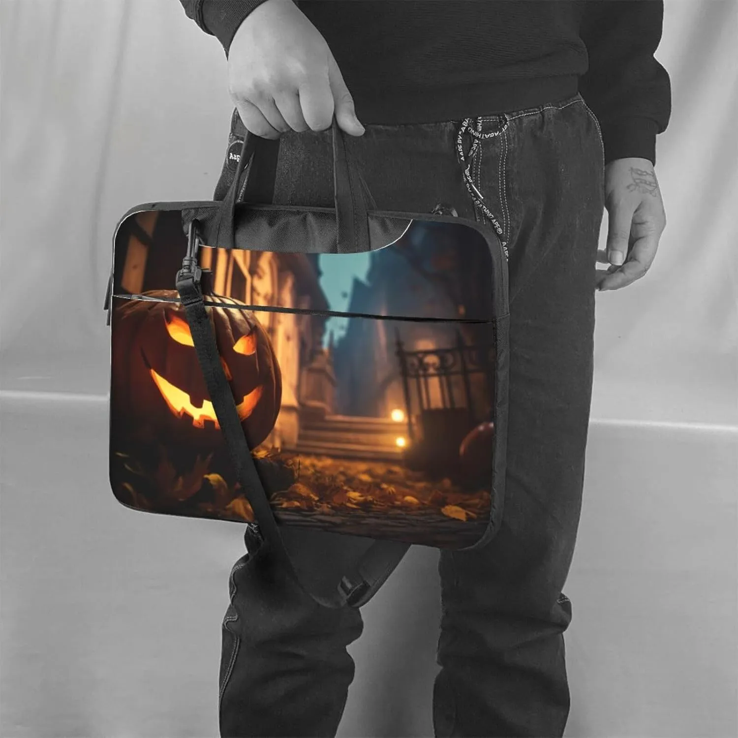 halloween with pumpkins Print Work Casual Office Laptop Shoulder Messenger Bag 13 inch 14 inch 15.6 inch