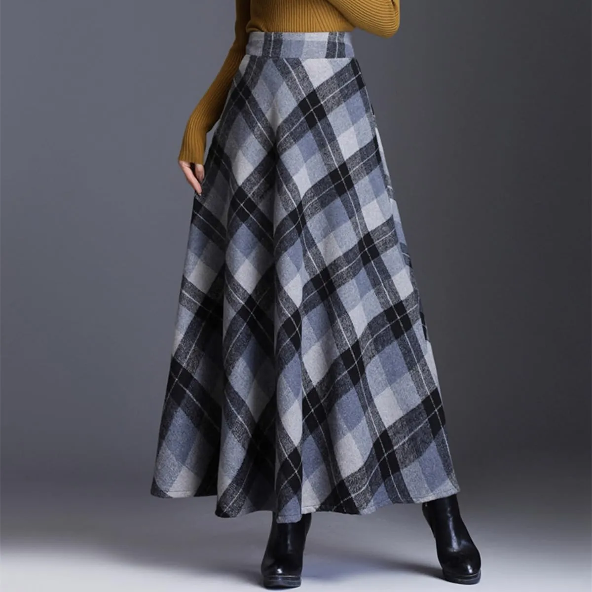 Womens Plaid Long Wool Skirt High Waist A-Line Pleated Maxi Skirt with Pockets