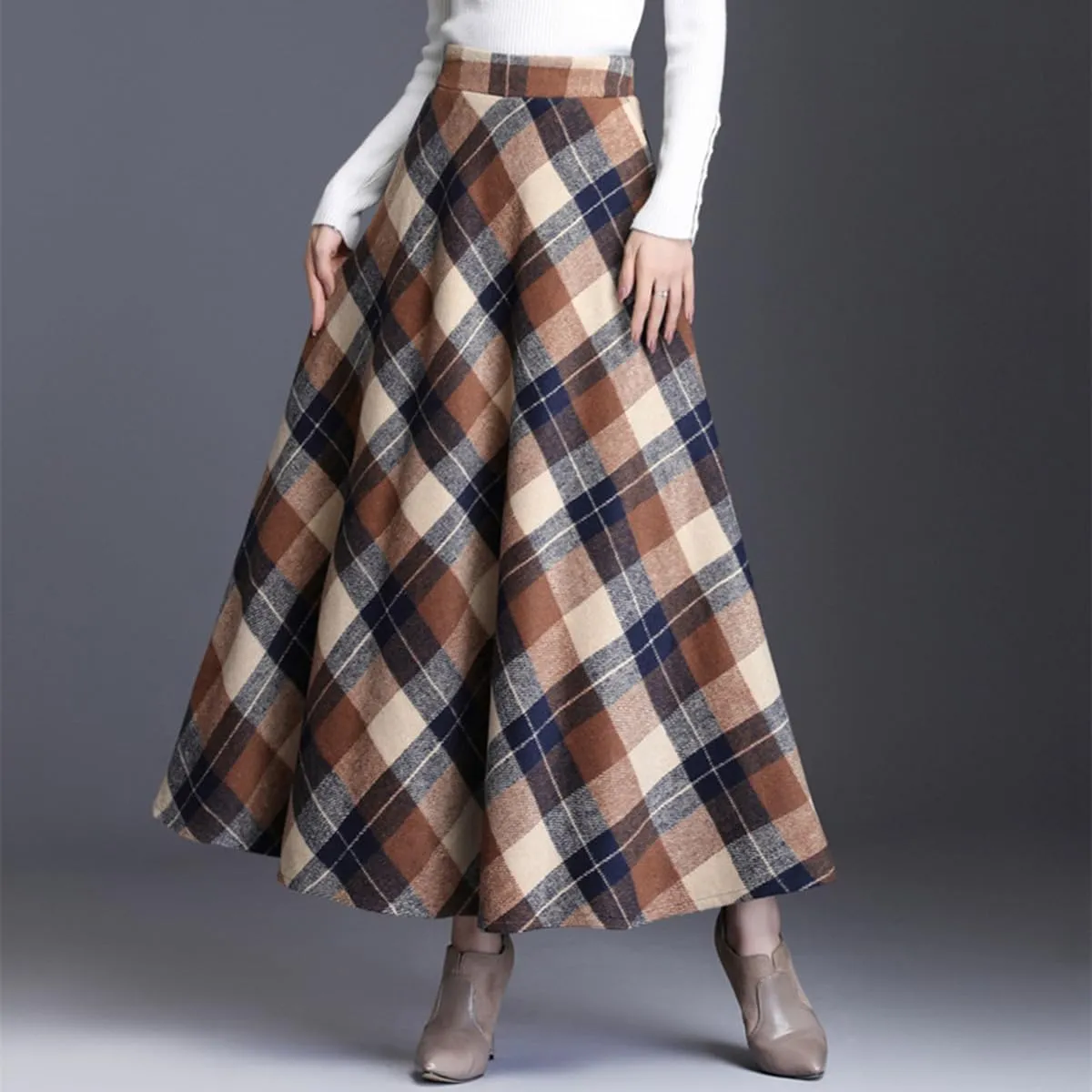 Womens Plaid Long Wool Skirt High Waist A-Line Pleated Maxi Skirt with Pockets